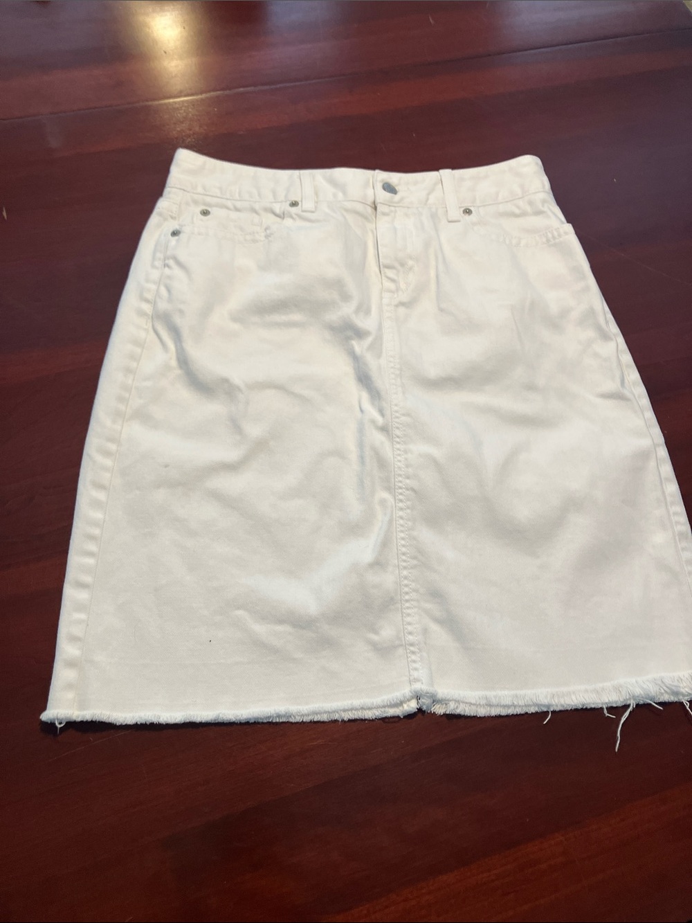 L.L.Bean White Favorite Fit Straight Jean Skirt